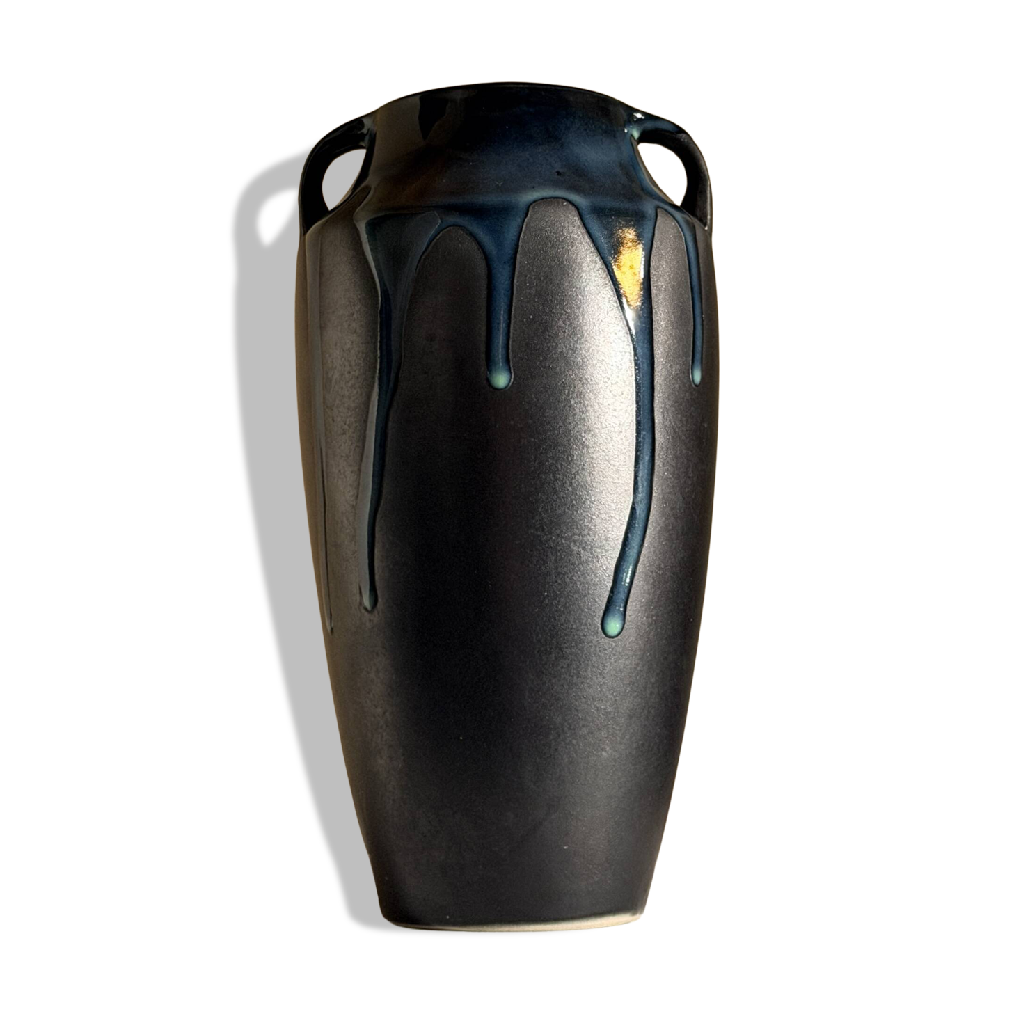 Large Art Deco vase with handles by Alfred Lebret, France, circa 1920.