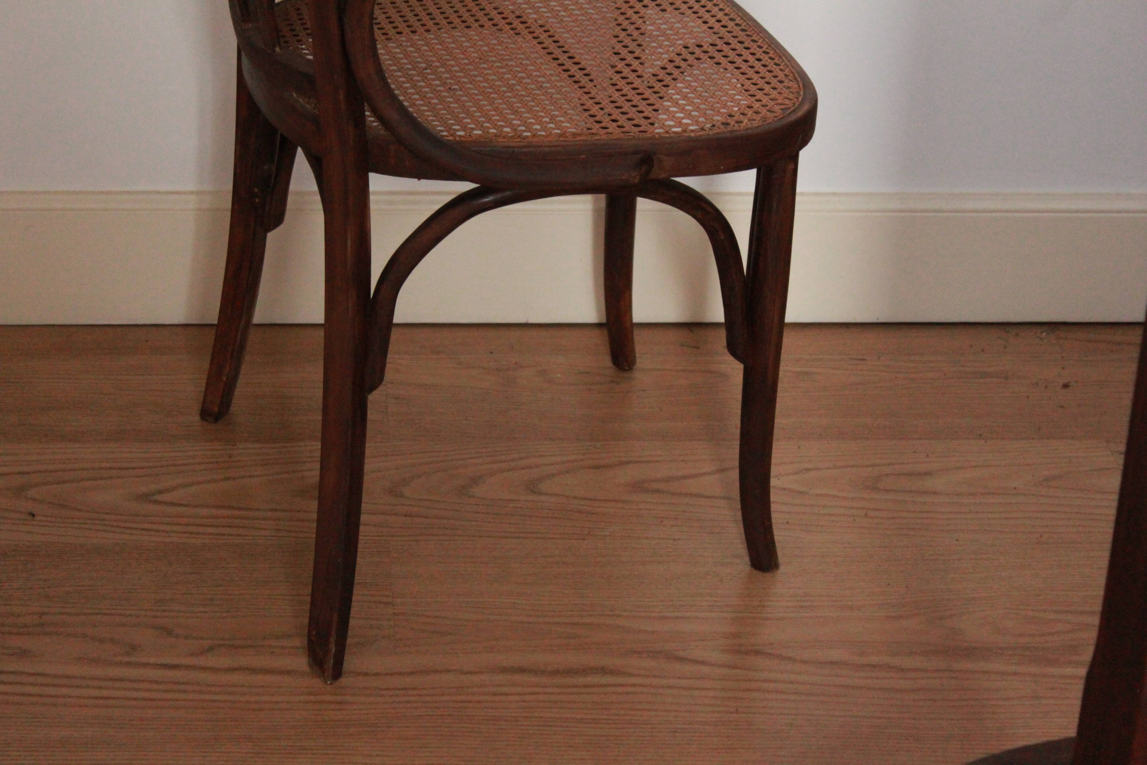 Chaise en bois 1900