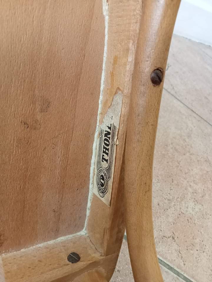 Set of 4 Thonet chairs