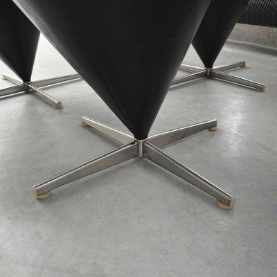 Set of 6 vintage black leather cone chairs by Verner Panton for Gebrüder Nehl