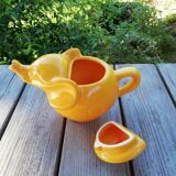 Elephant teapot
