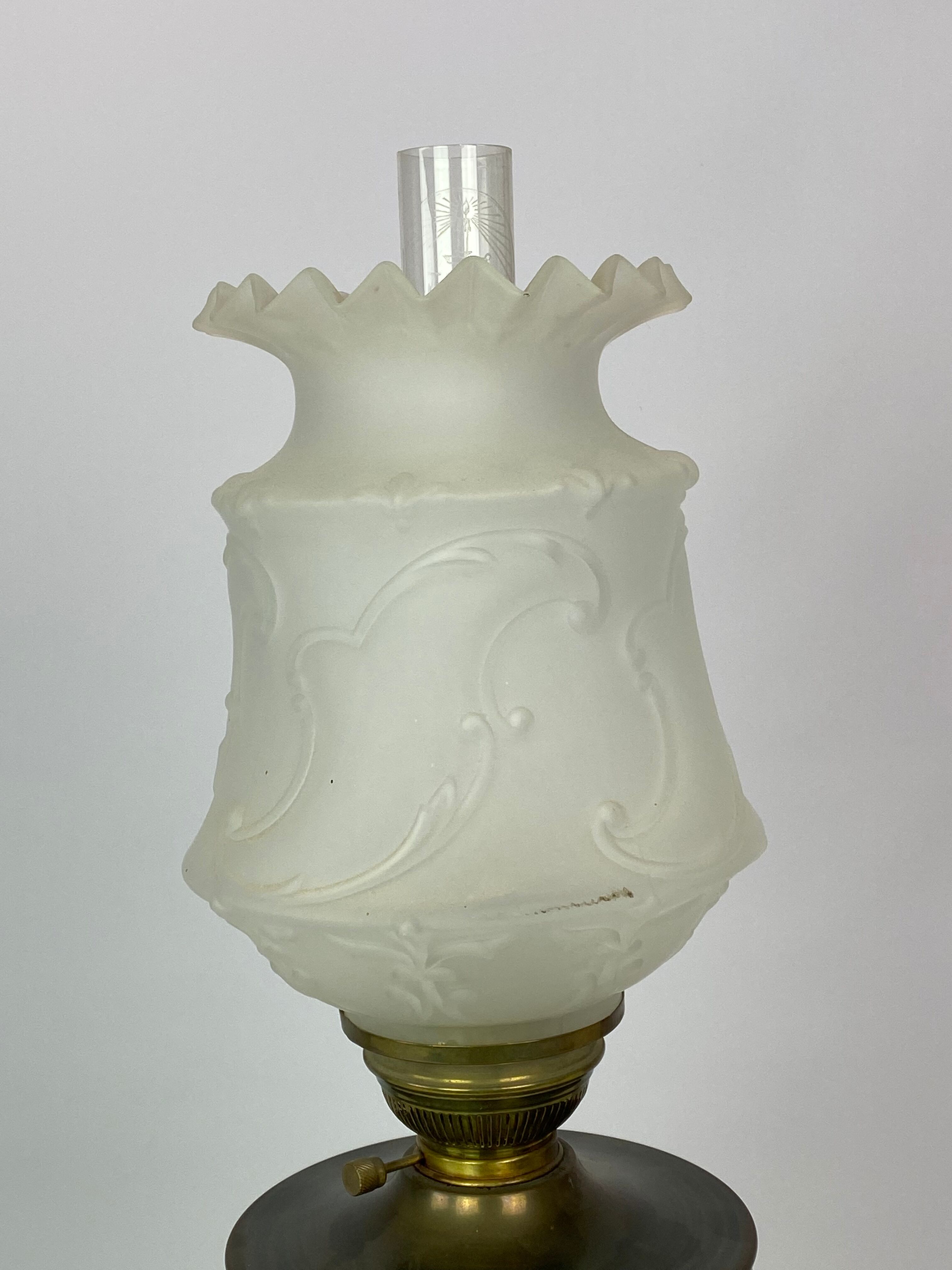 Kerosene lamp in the style in Art Noveau of burnished brass, 1920s