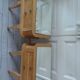 Paire de chevets vintages en bois brut , plateaux miroir.