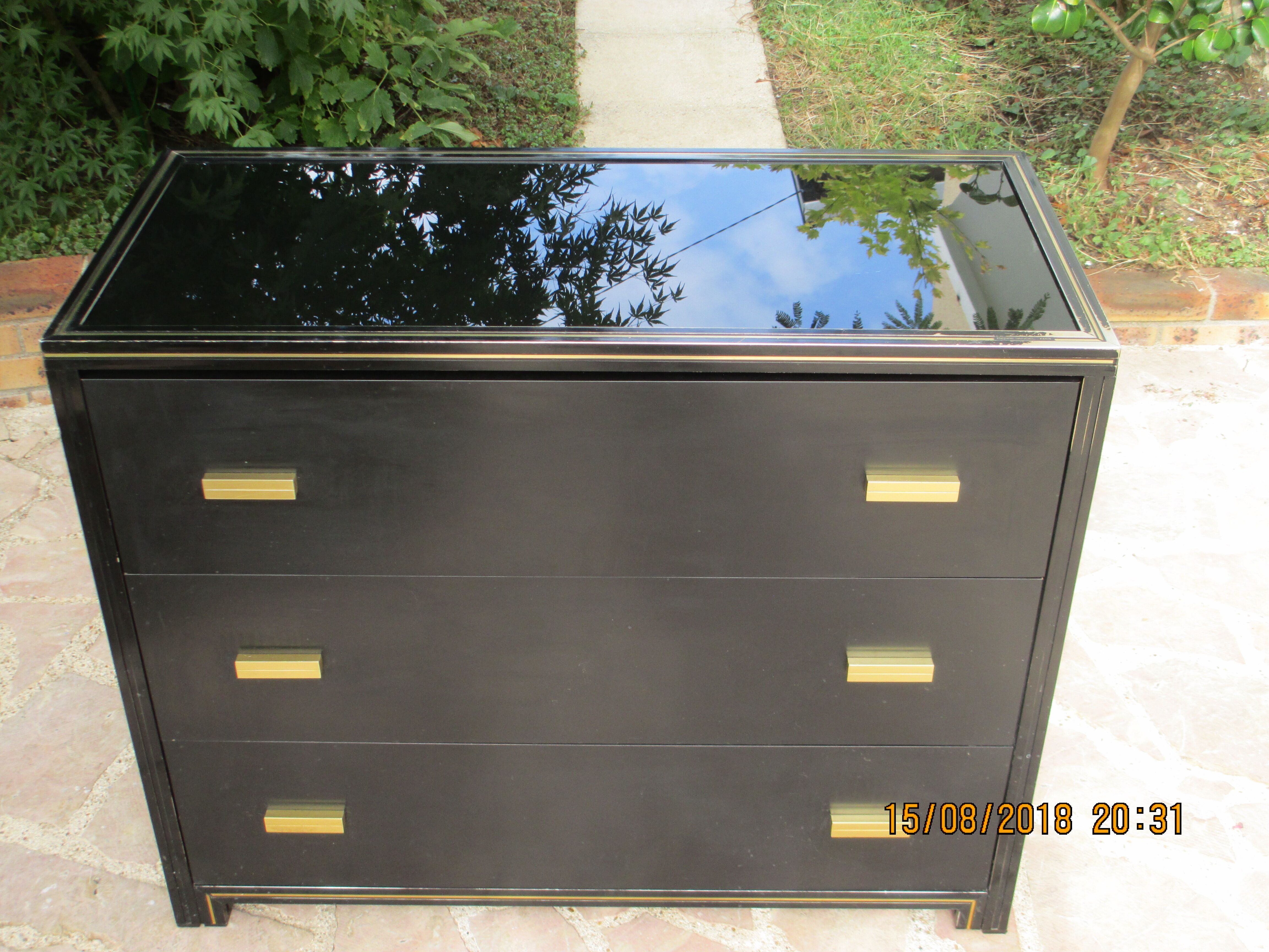 Dresser Design Pierre Vandel