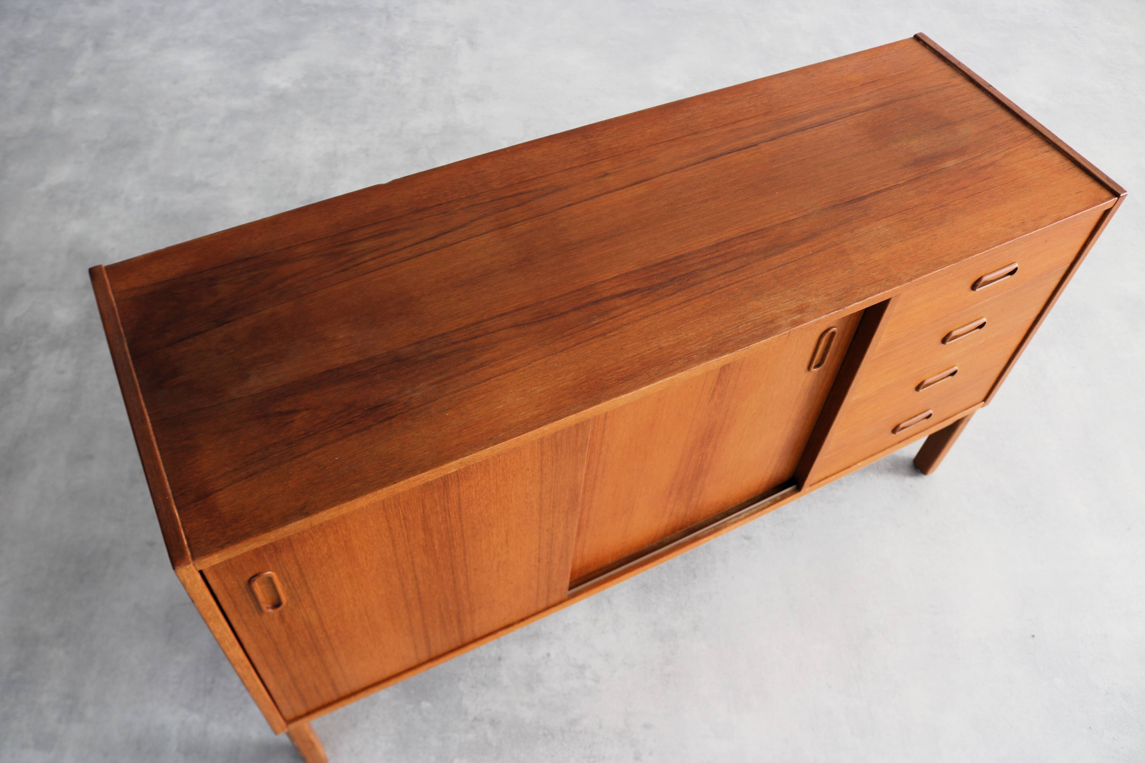 Vintage sideboard | dresser | teak | 60s | sweden