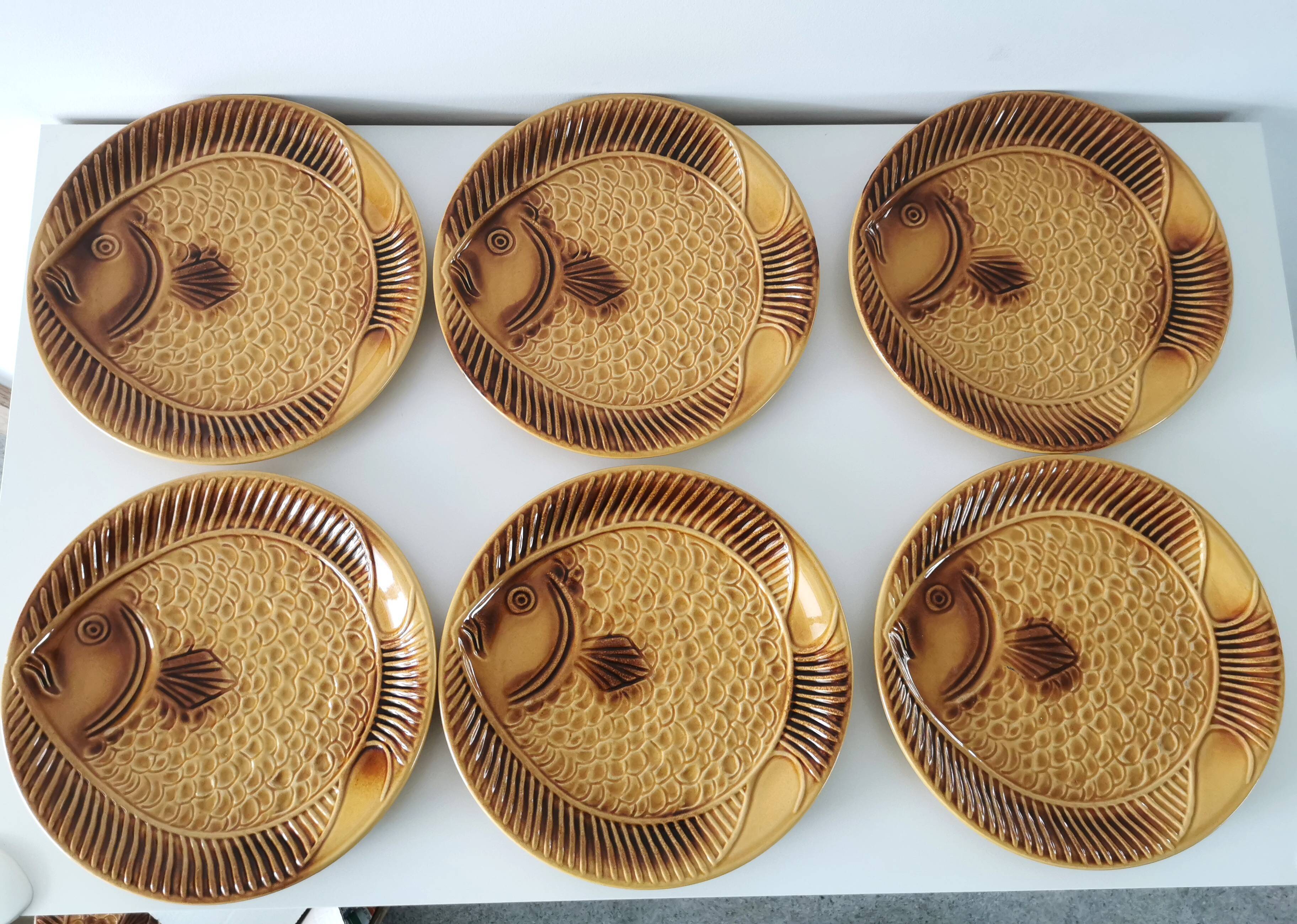 Set of 6 Vintage Fish Plates Set: 1970s KIL Yugoslavia Retro Serving Dishes
