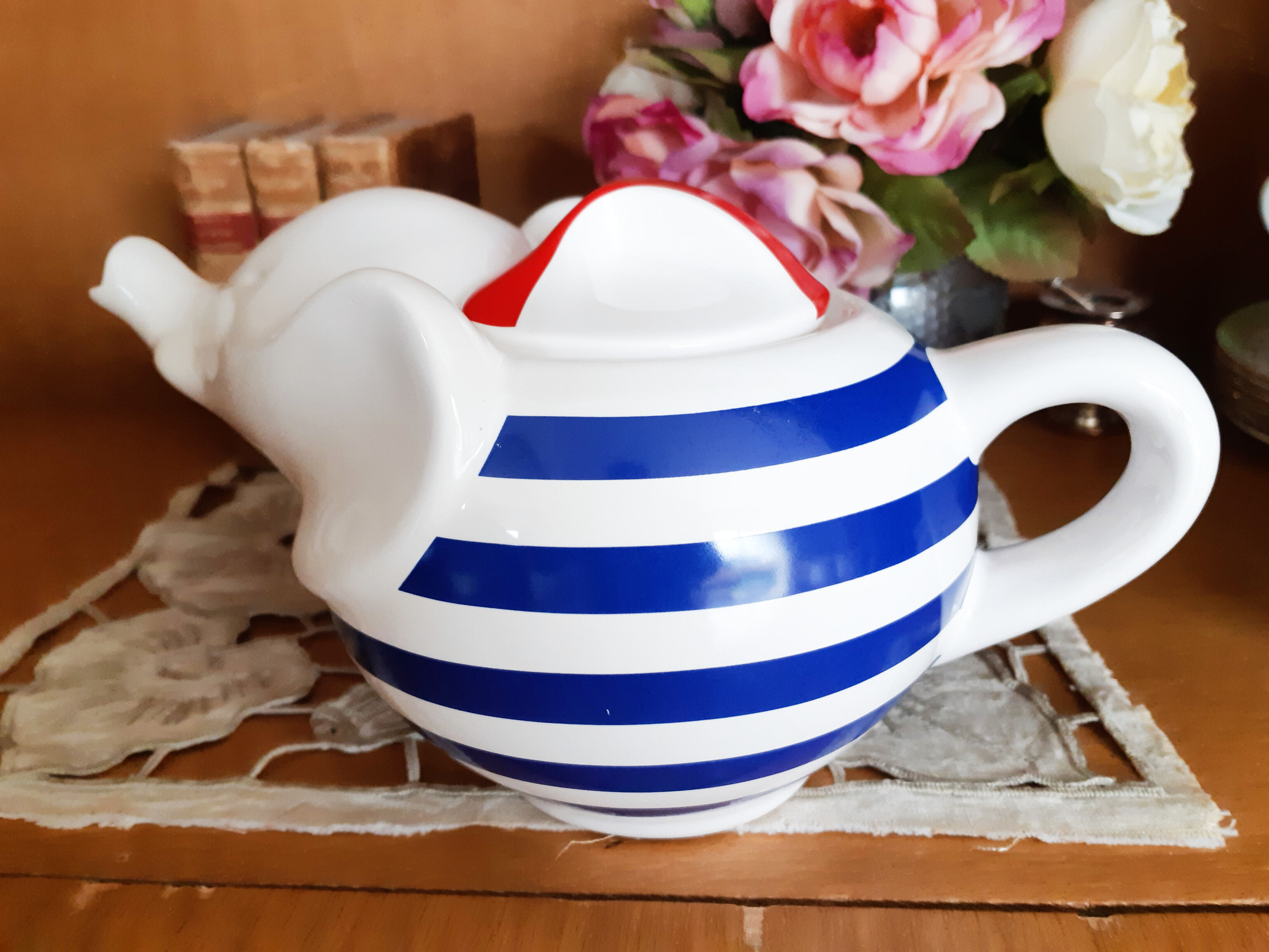 Teapot Elephant collection, striped marine year 81