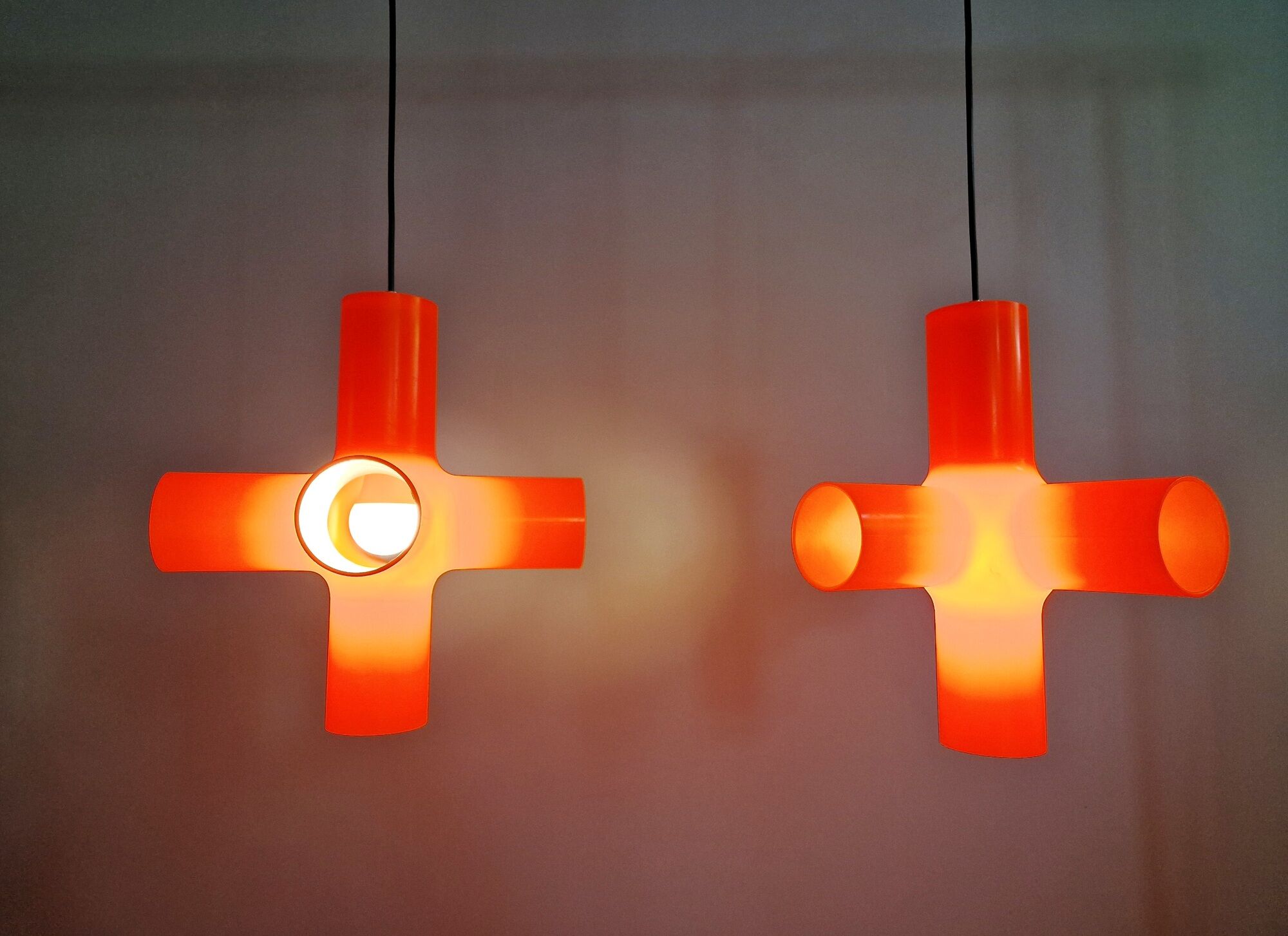 Suspension Crosslight orange, Jan Melis & Ben Oostrum, Dark (Belgium)