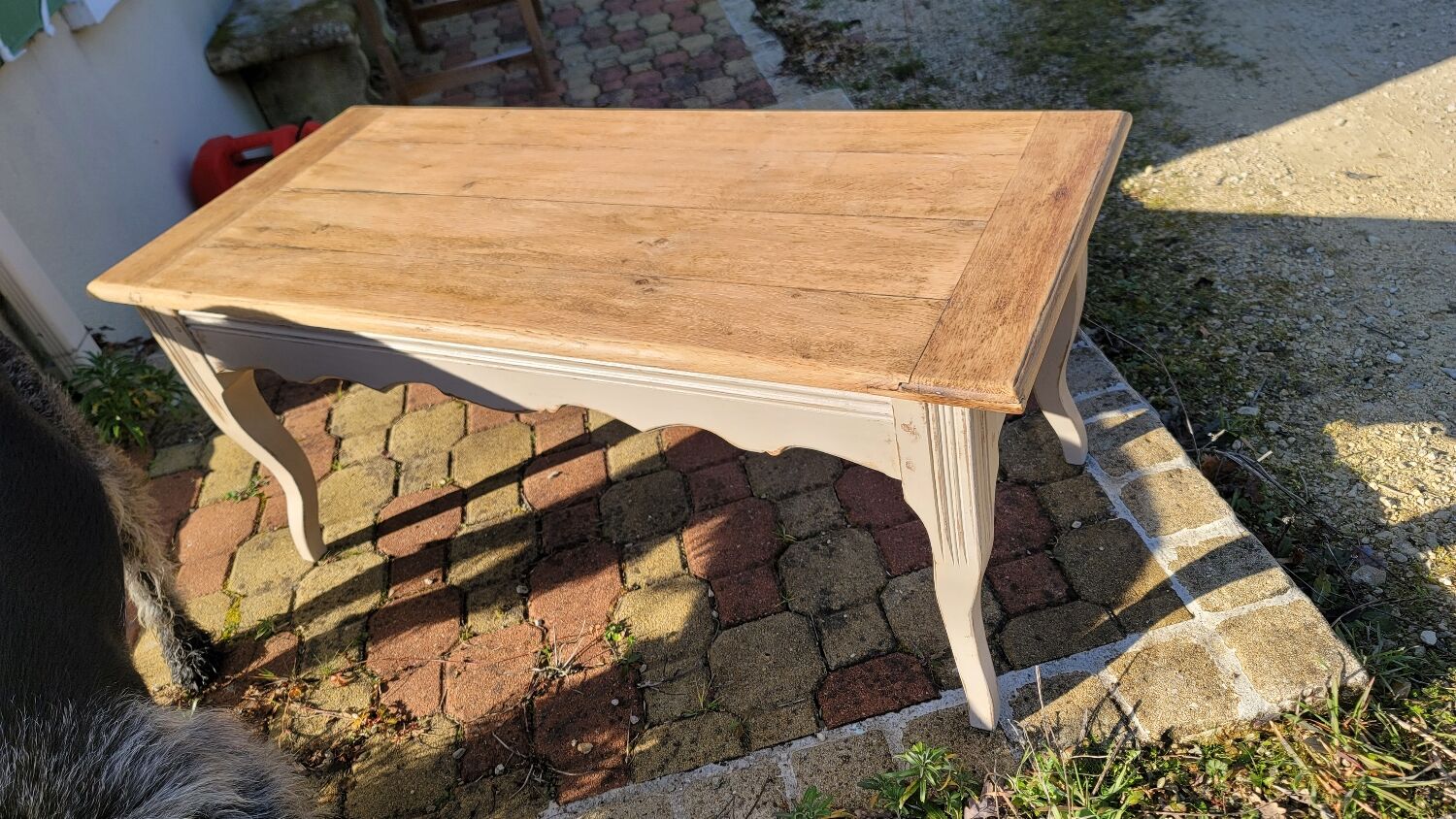 Farmhouse table