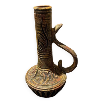 Vase en forme de cruche antique