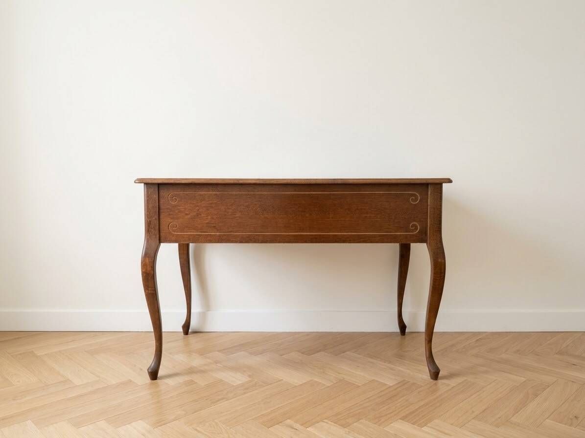Retro wooden desk with curved legs