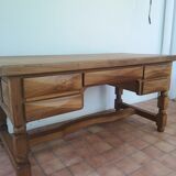 Brutalist minister's office in exotic wood