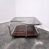 Table basse bauhaus en noyer des années 1970