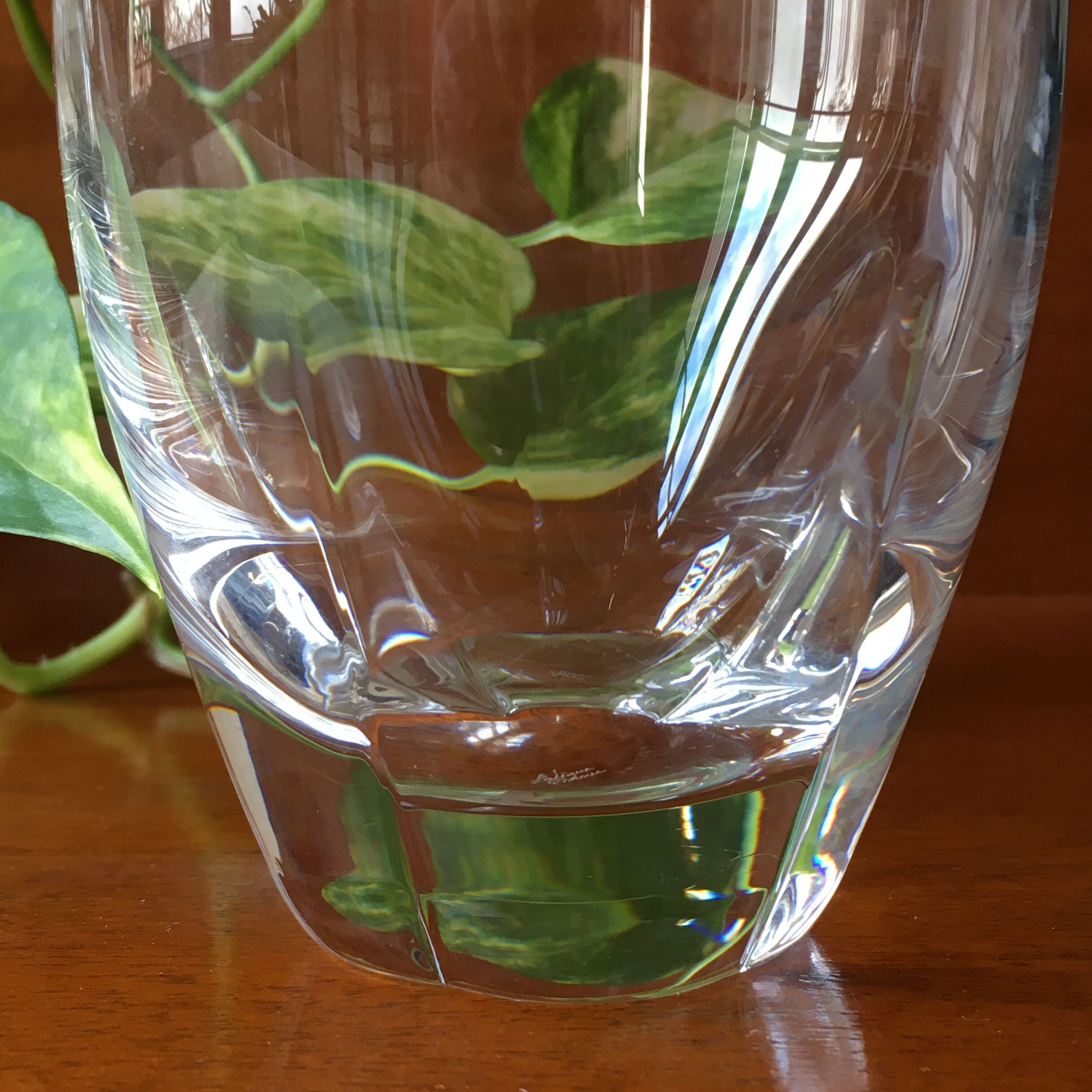 Modern Lalique vase base flower