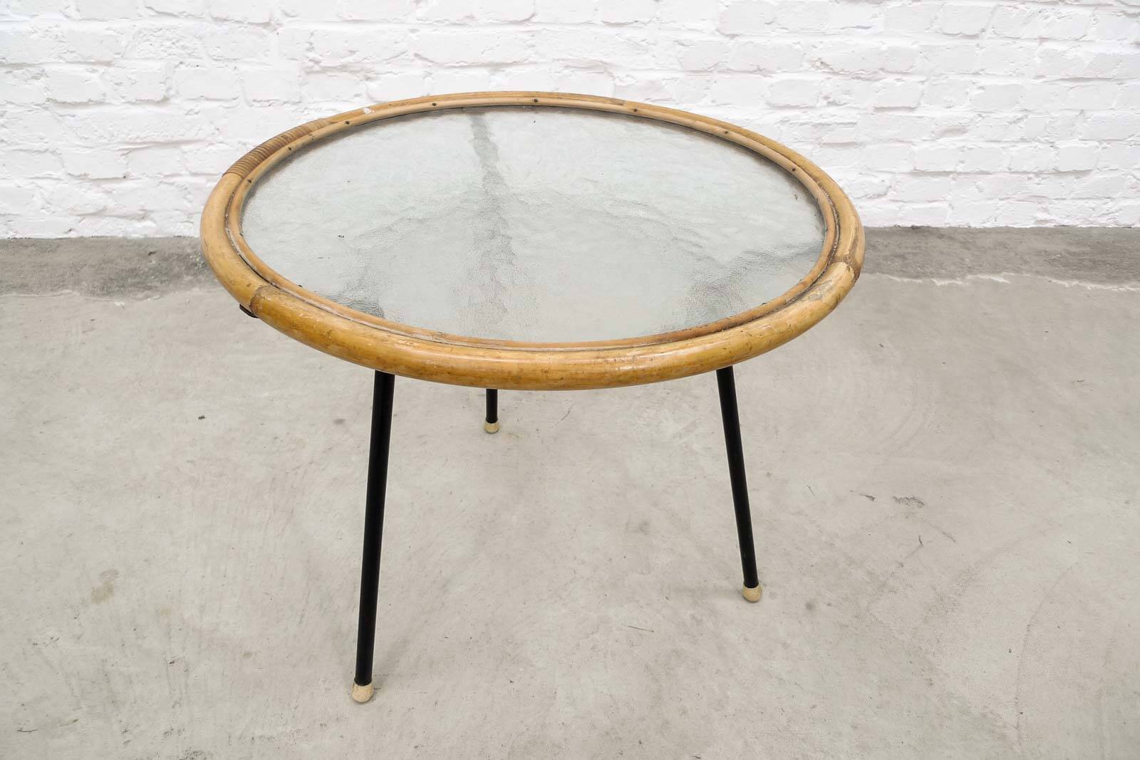 Mid-Century Set of Three Round Rattan and Glass Side Tables, 1960s