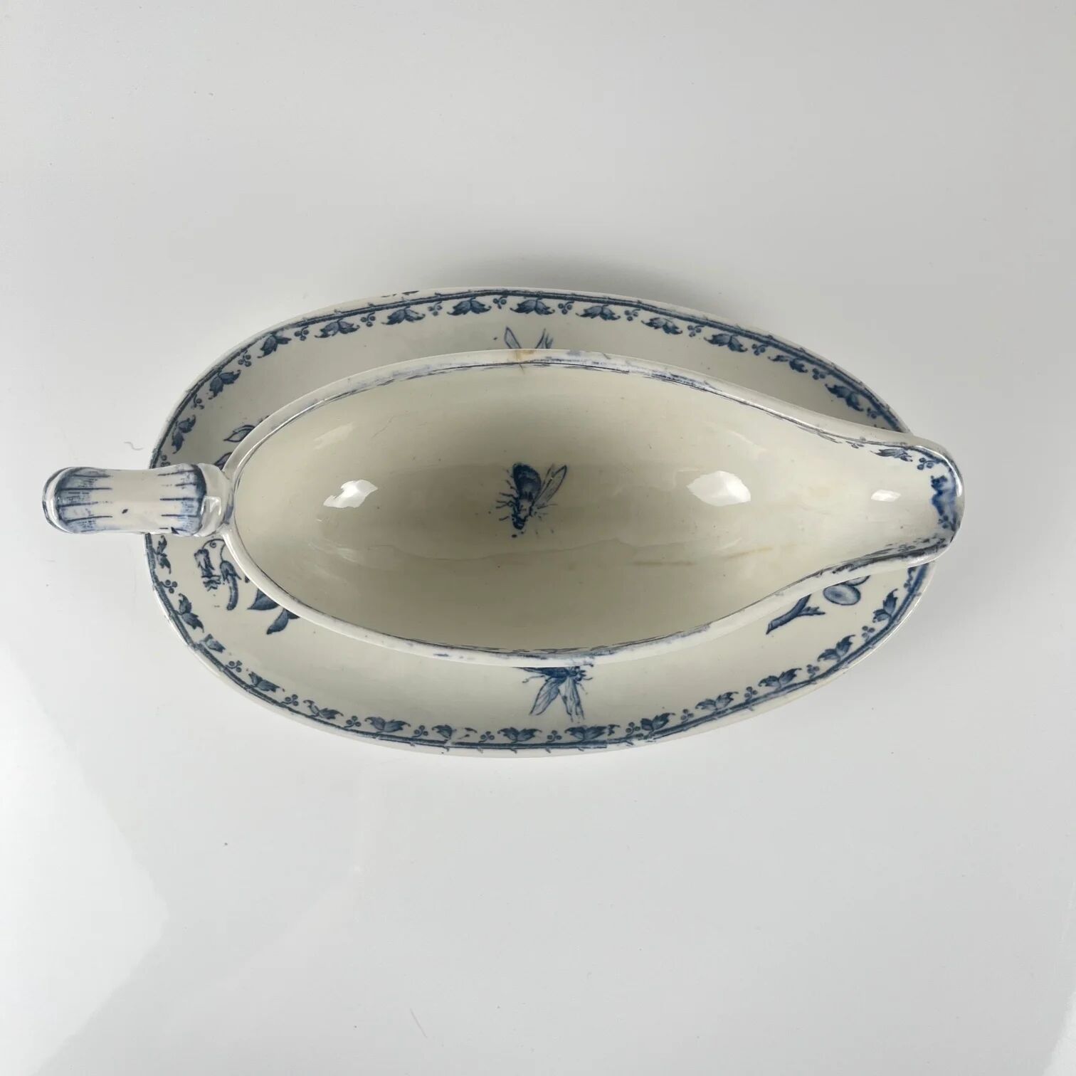 Saucière terre de fer "Carmen", Sarreguemines, bleu, 1875-1900
