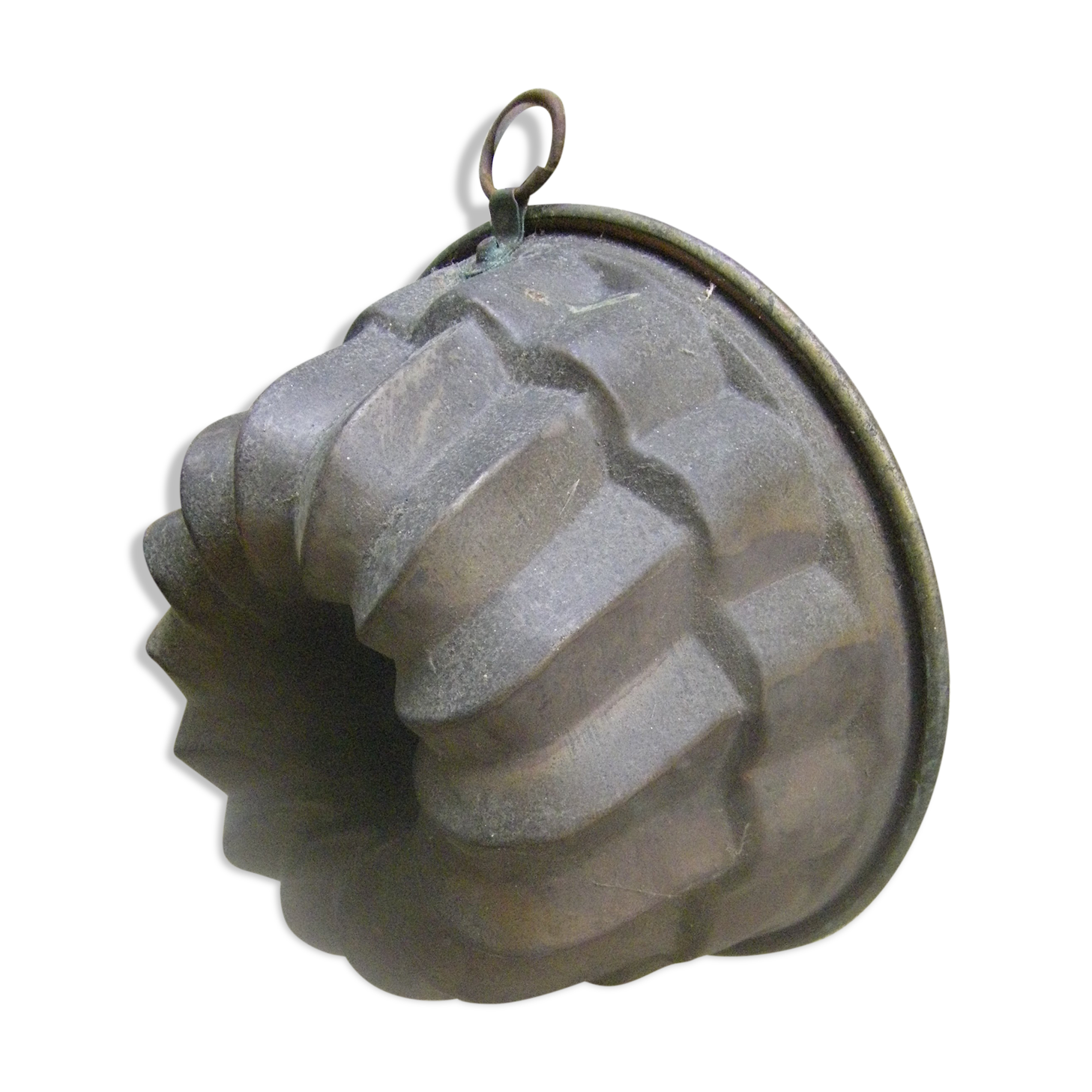 Old copper cake pan.