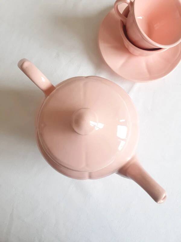 Vintage Longchamp porcelain teapot
