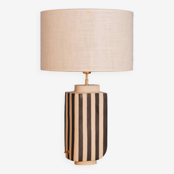 Hepburn lamp with black and white stripes