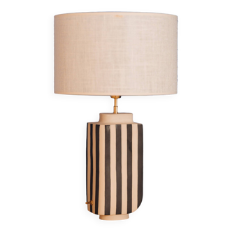 Hepburn lamp with black and white stripes