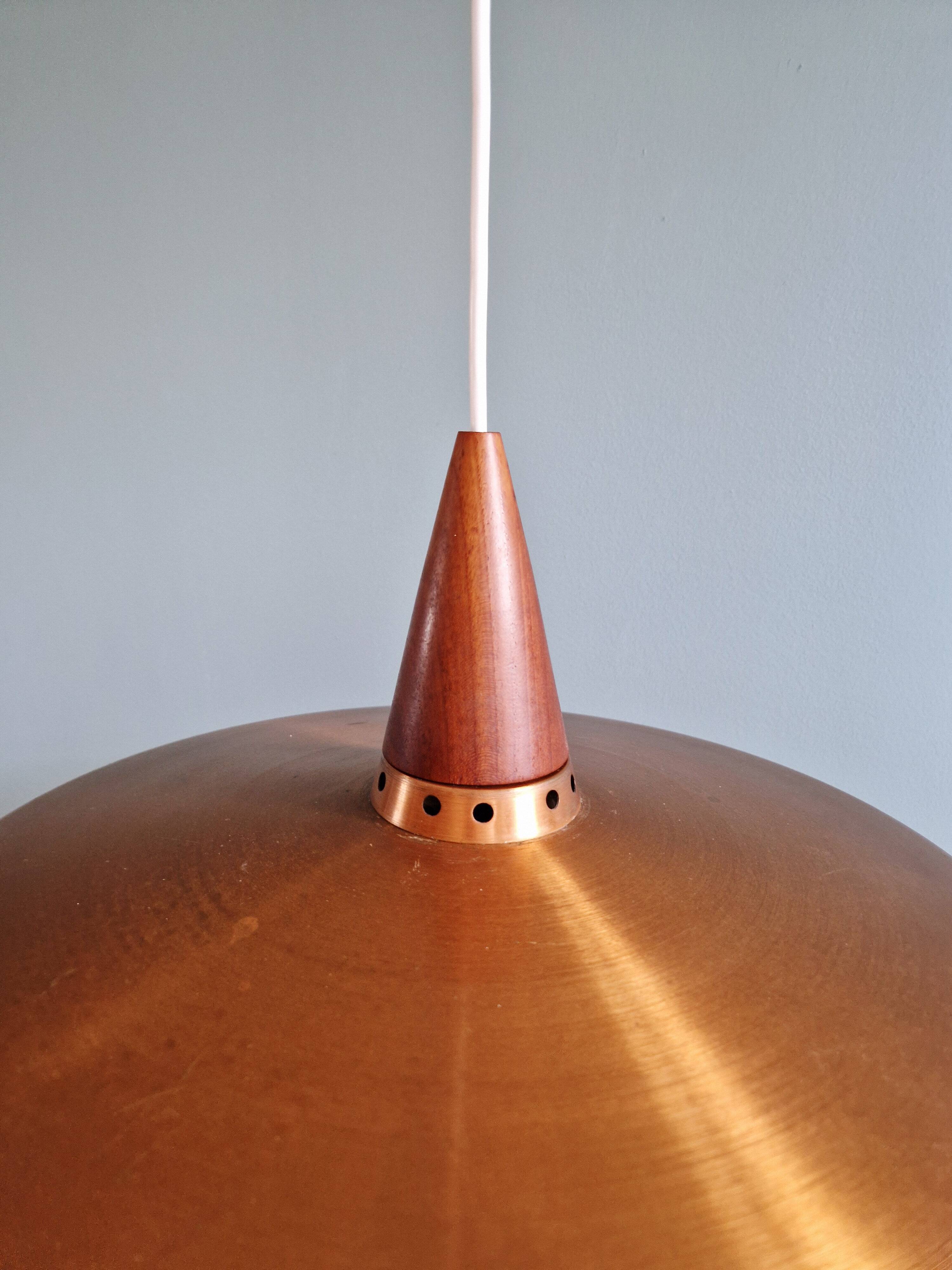 Scandinavian pendant light in copper and teak, 1960s