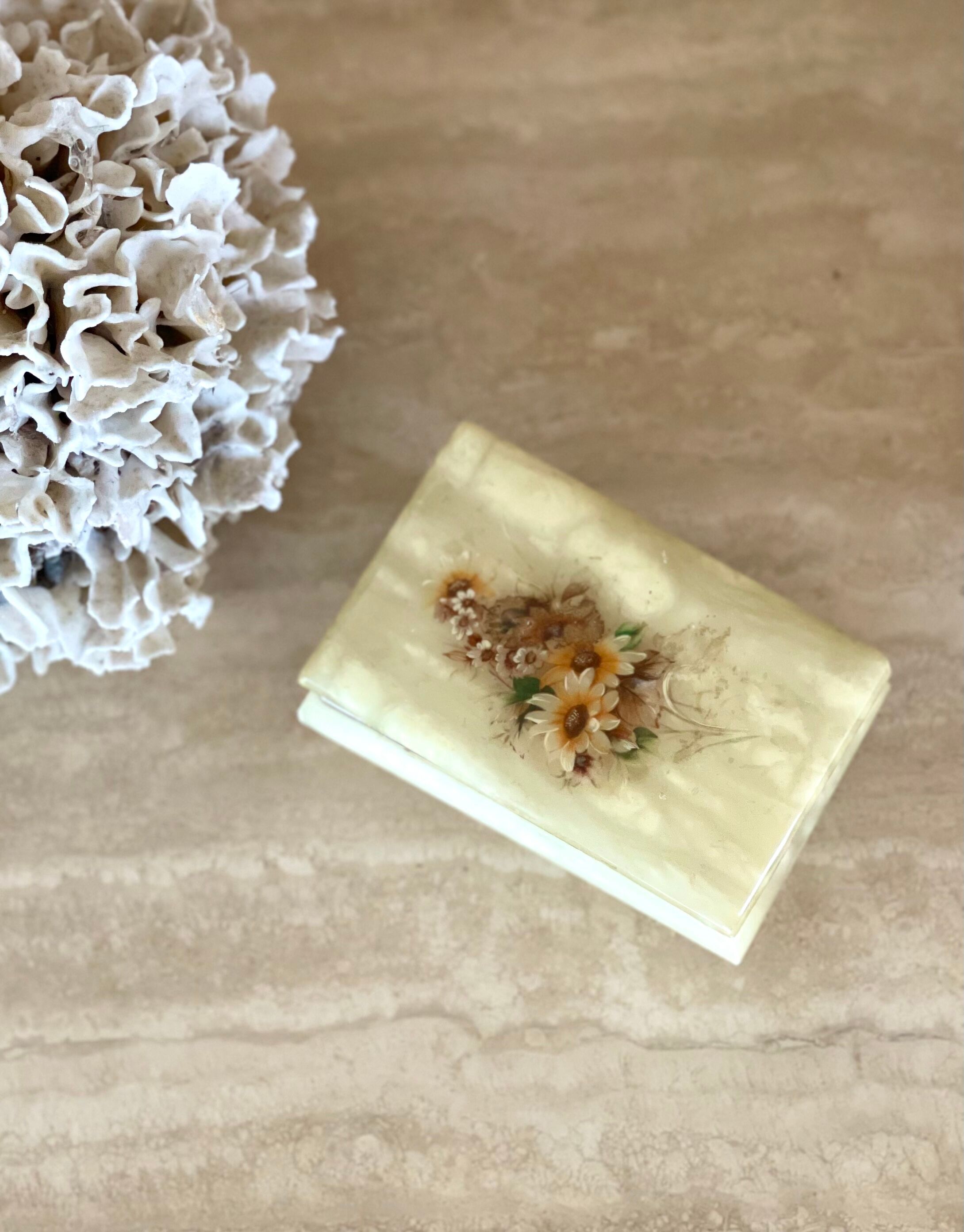 Alabaster box 1960