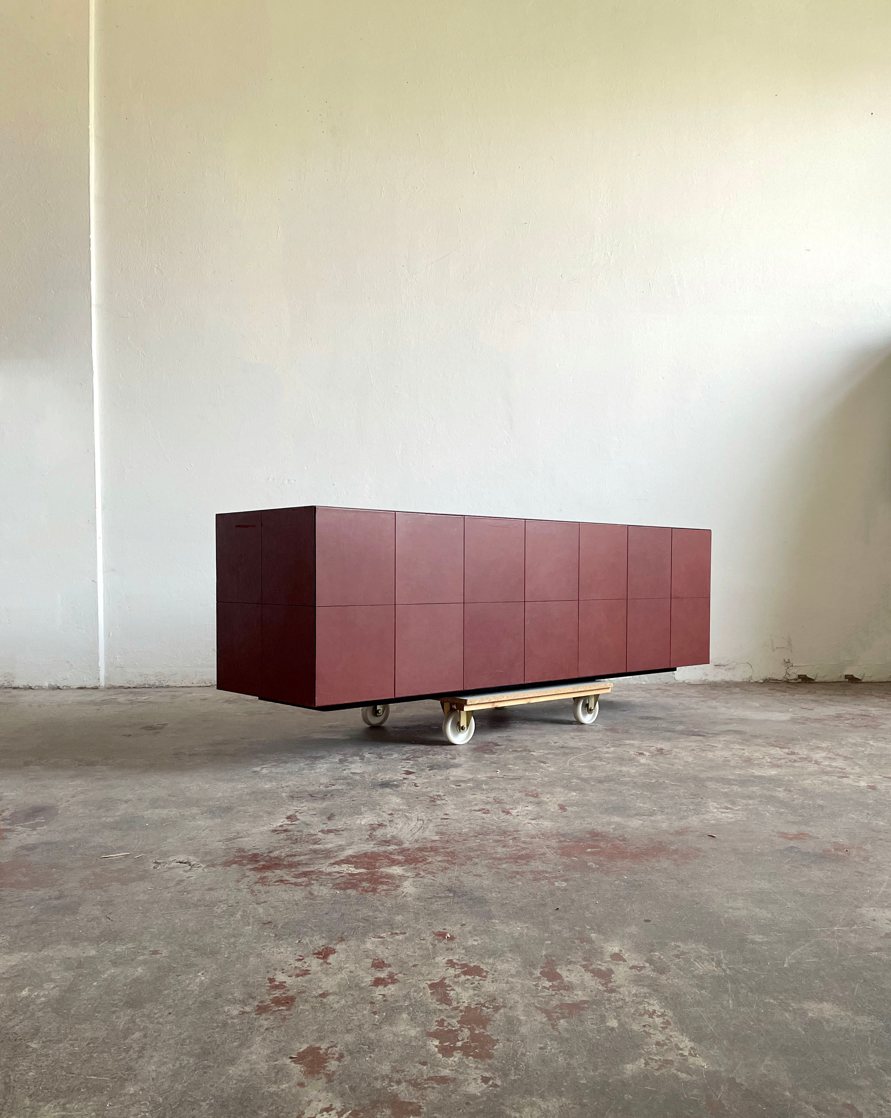 Enfilade par Lella & Massimo Vignelli pour Poltrona Frau, Italie années 1990