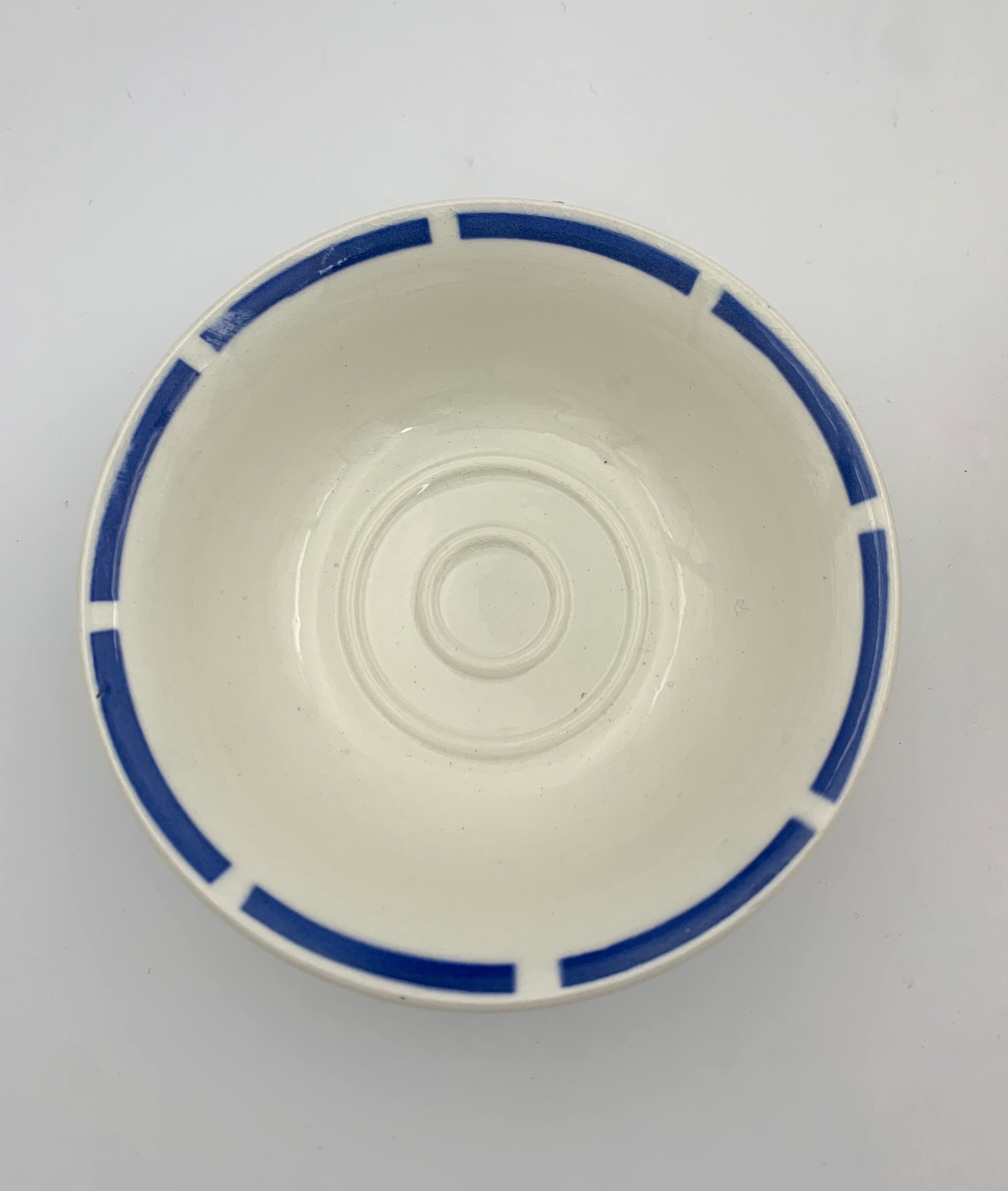 Two vintage cups in white earthenware, blue ledé 1950