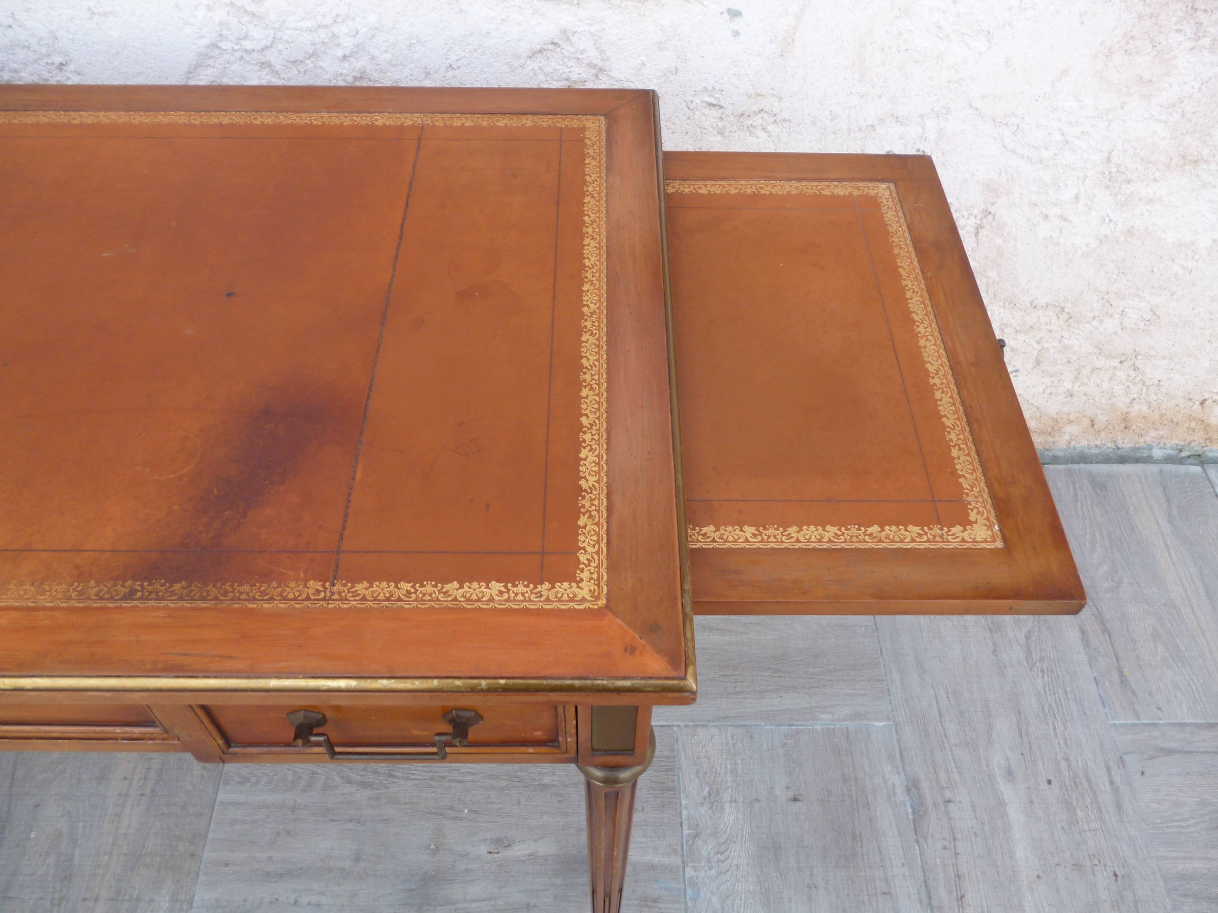 Bureau style Louis XVI à tirettes