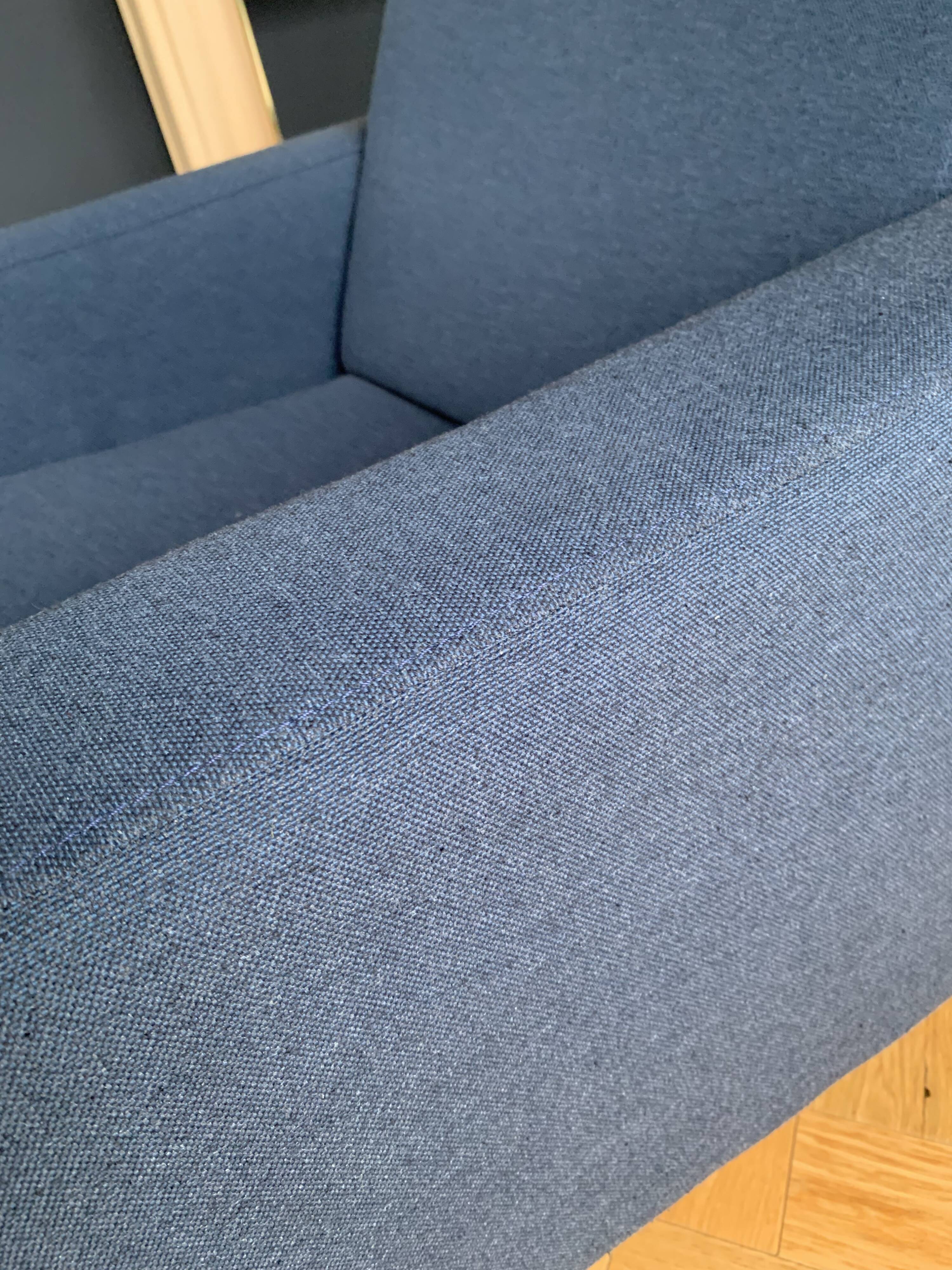Pair of armchairs Pierre Guariche G10 Airborne Edition