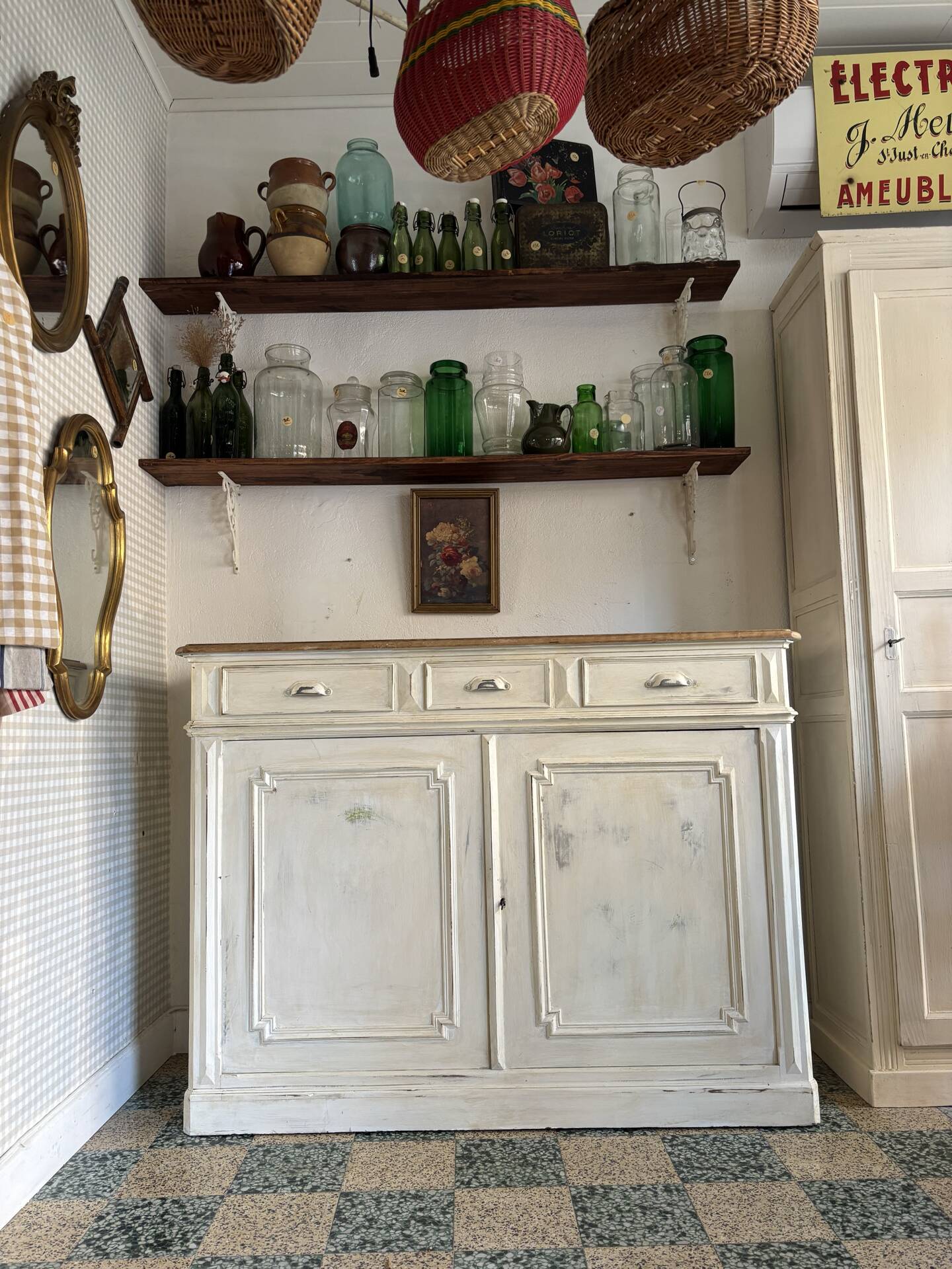 Country buffet