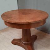 Restoration pedestal table with central barrel