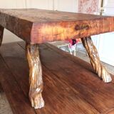 Table basse en bois brut tropical