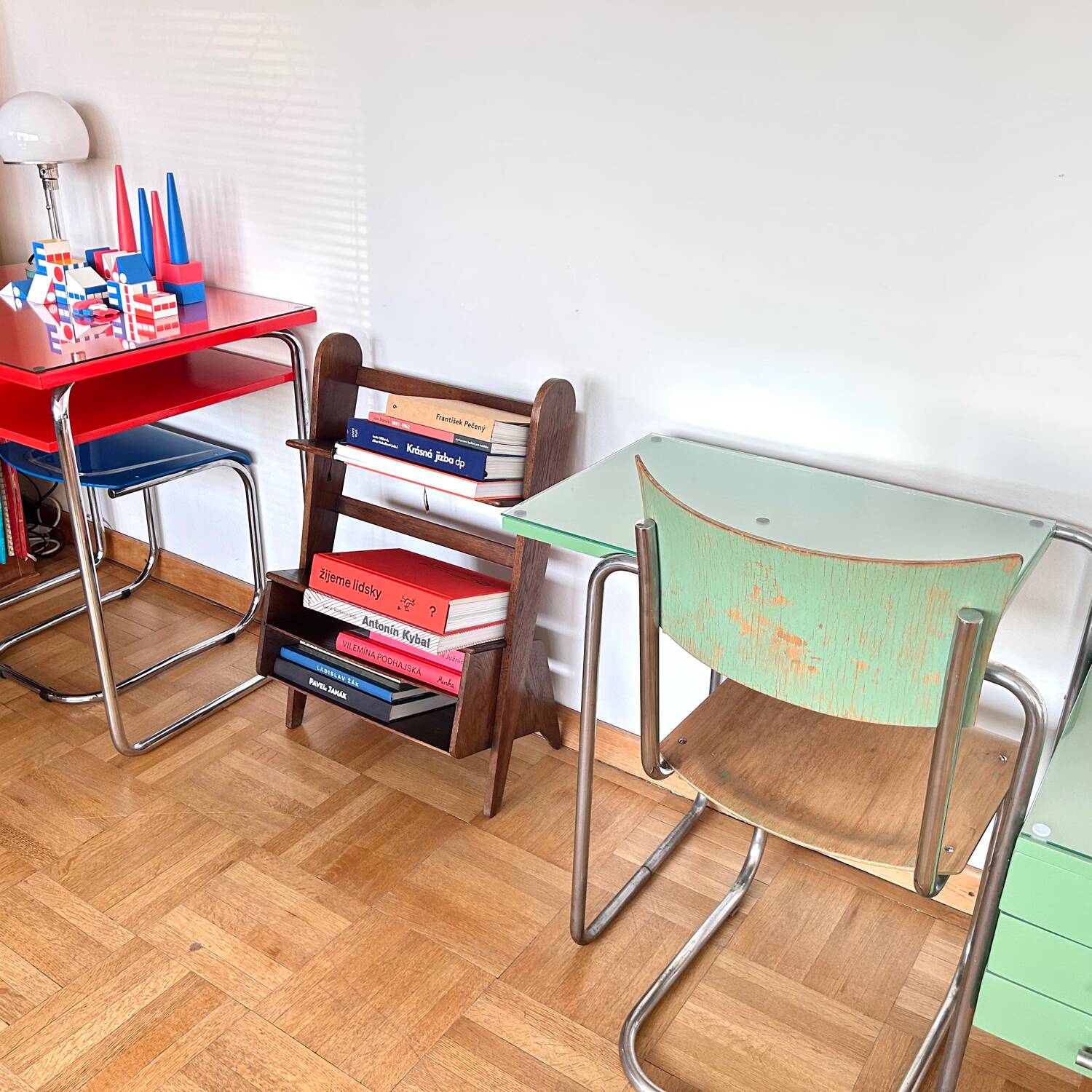 Handheld/carry-on bookcase, design A. Bocek for Krasna Jizba, Czechoslovakia, 1949