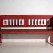 Banc ancien peint rouge en pin à dossier tourné – Europe centrale, vers 1900