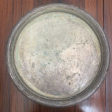 Round openwork metal top