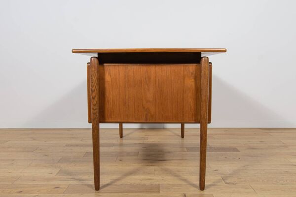 Bureau en teck autoportant de style moderne du milieu du XXe siècle, Danemark, années 1960
