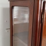 Old showcase
