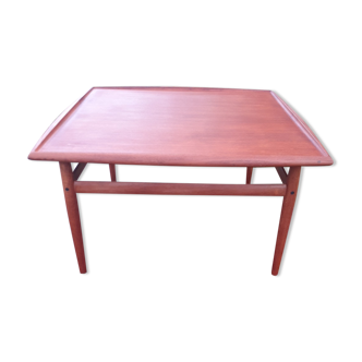 Scandinavian coffee table by Grete Jalk for Glostrup 1970