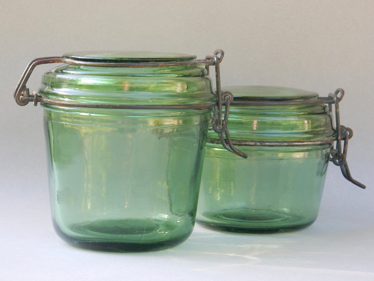 Bocal En Verre Vert Vintage - 22 Cm De Haut - Hermétique - Occasion - Lot De 2