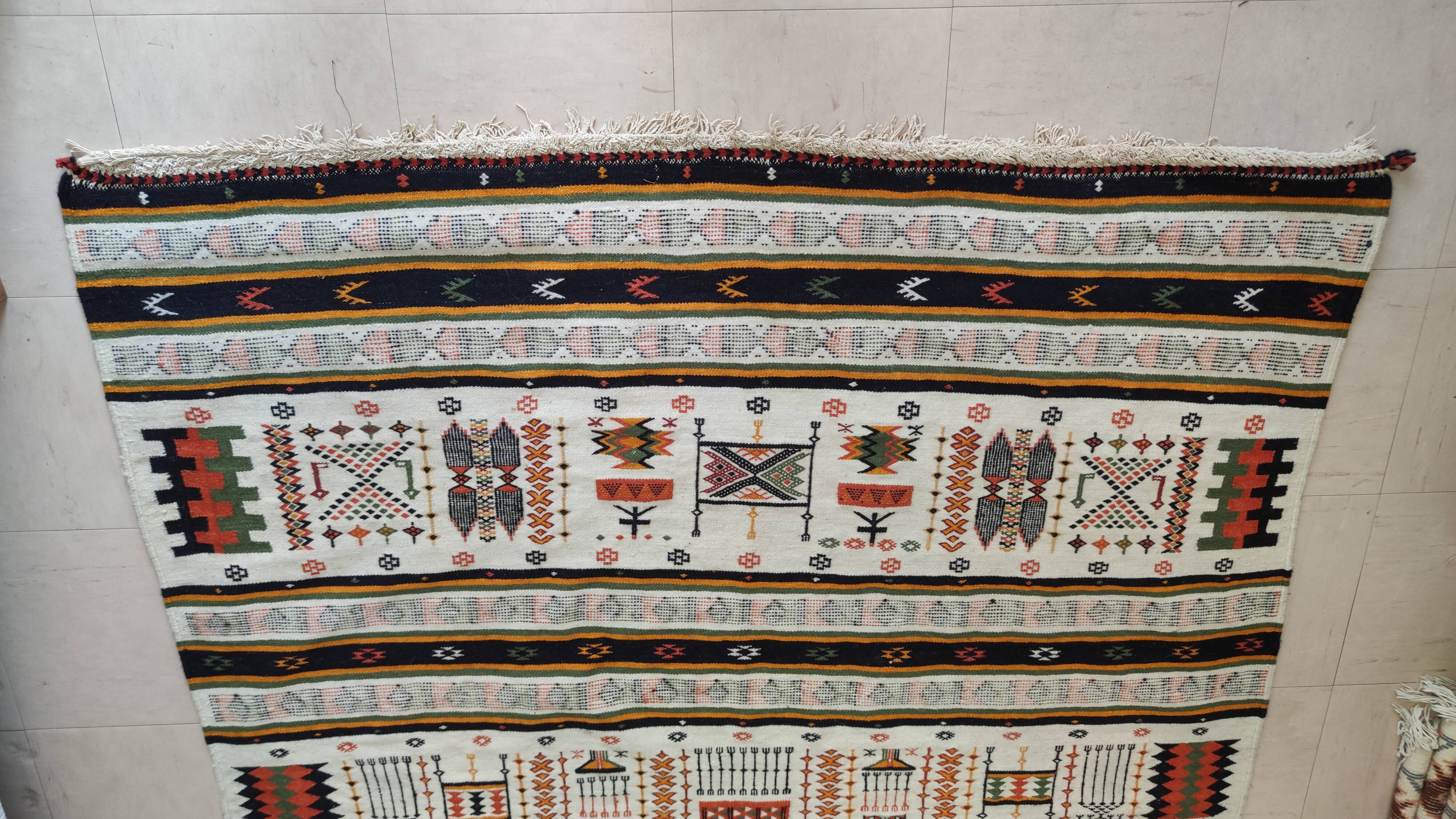 Beni-isguen M'zab Berber Carpet 257 x 147 cm