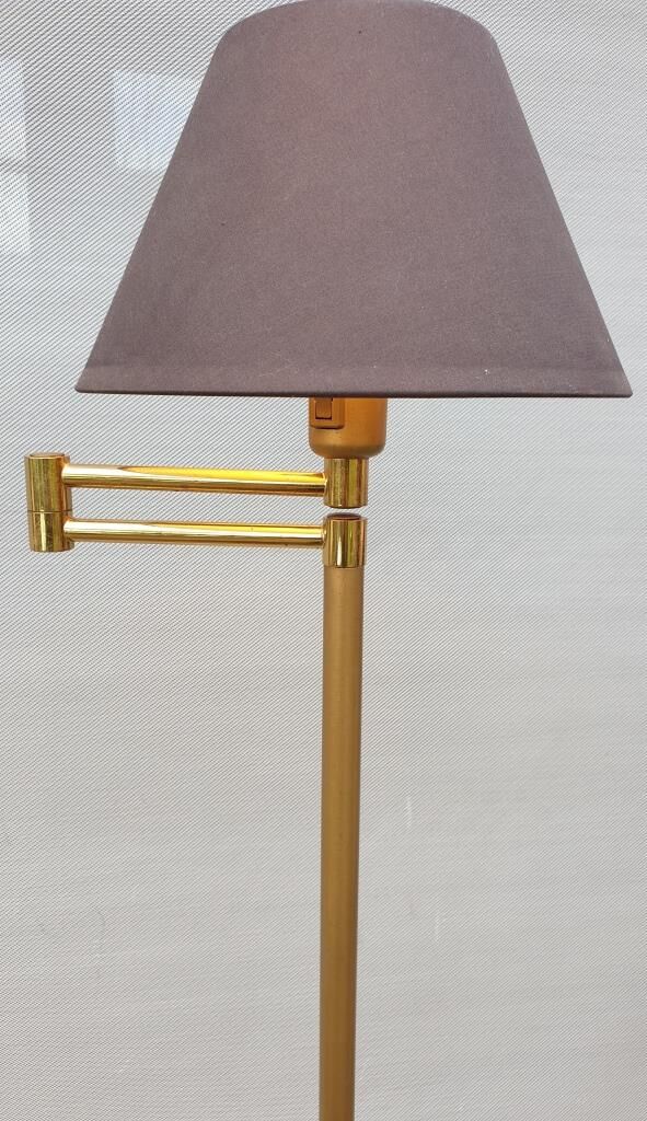 Gold lacad articulated reader