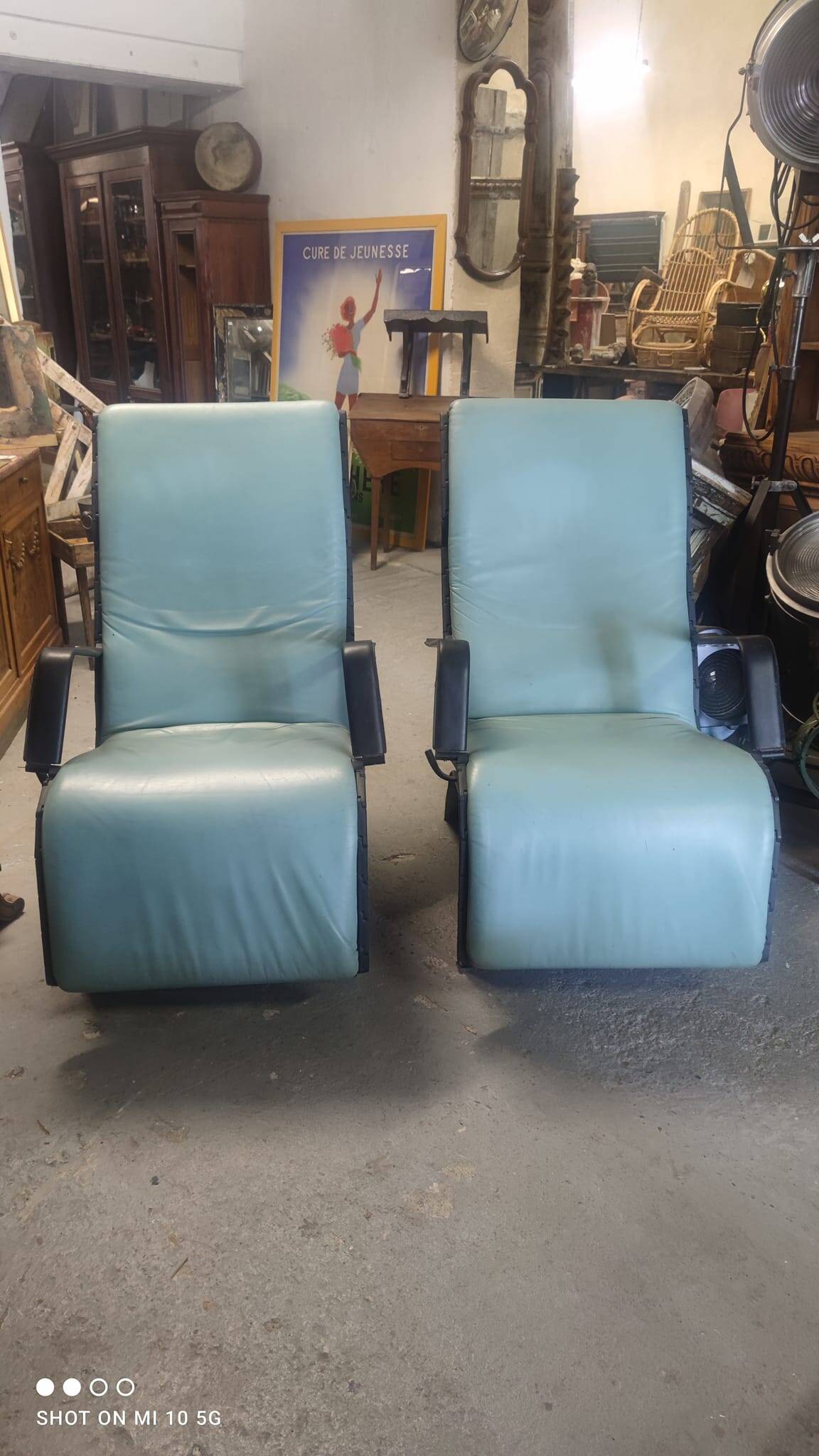 Pair of armchairs model antropovarius ferdinand porsche poltrona frau