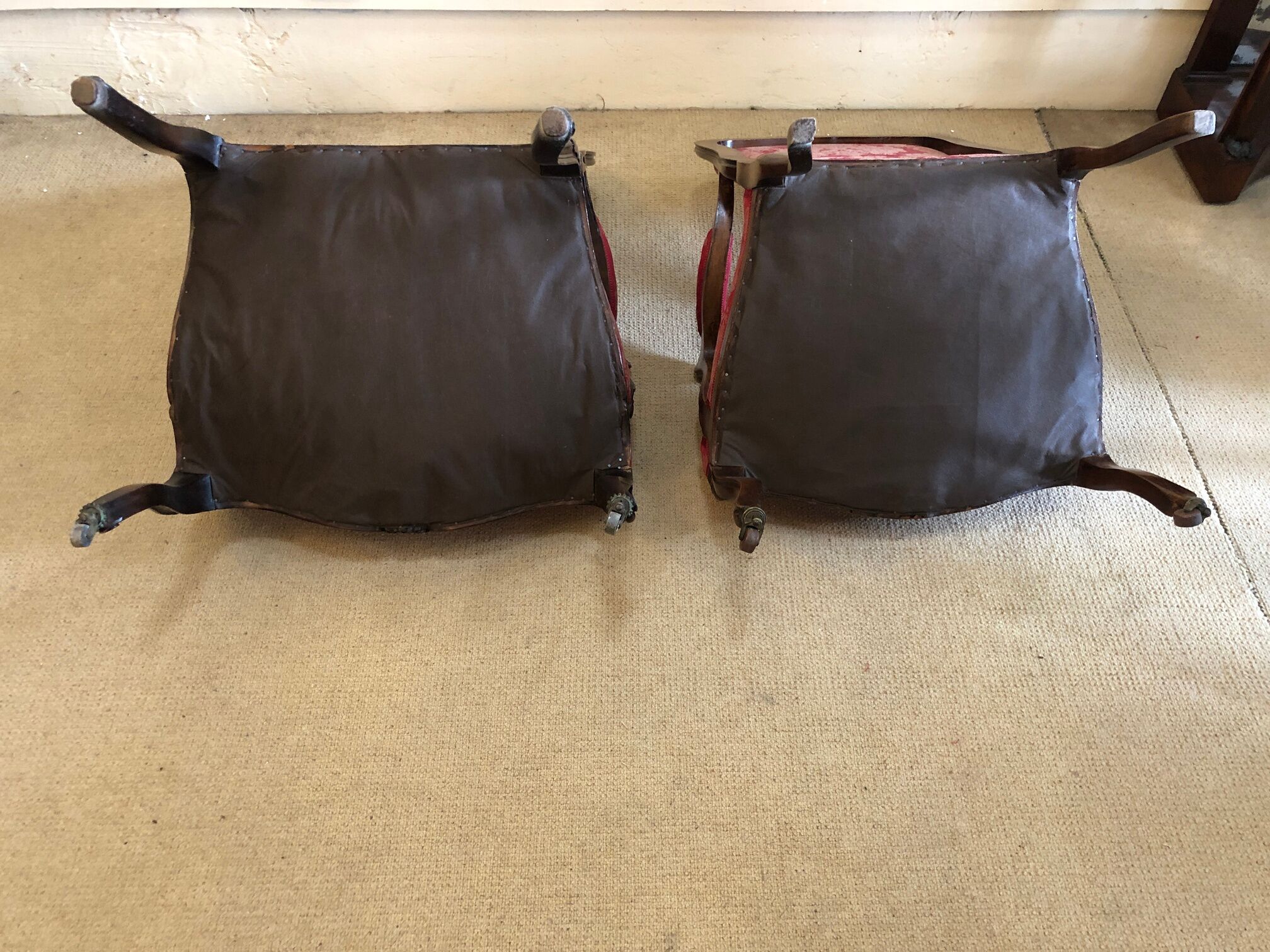 False pair of Louis XV style armchairs, nineteenth century