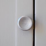 Asymmetrical cabinet