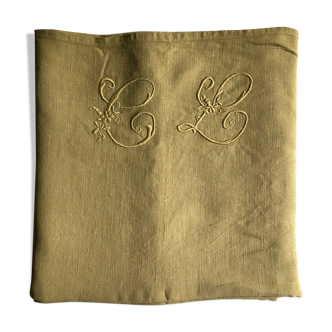 Old sheet in pure hemp yellow curry