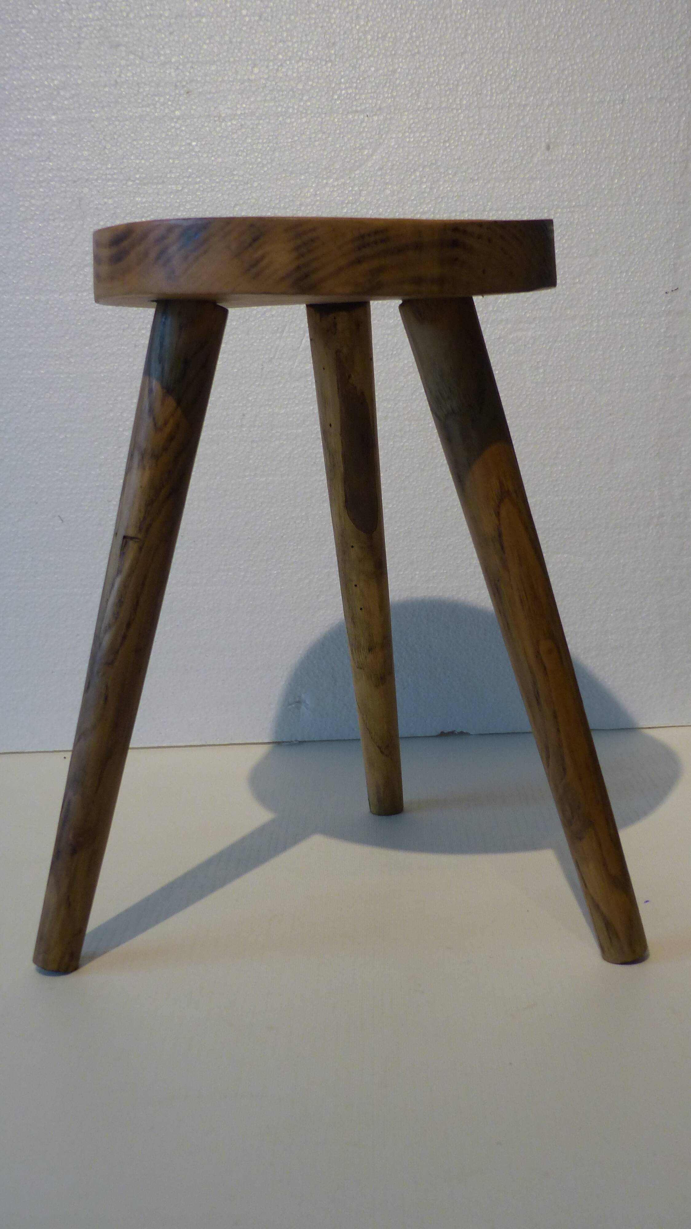 Tripod stool