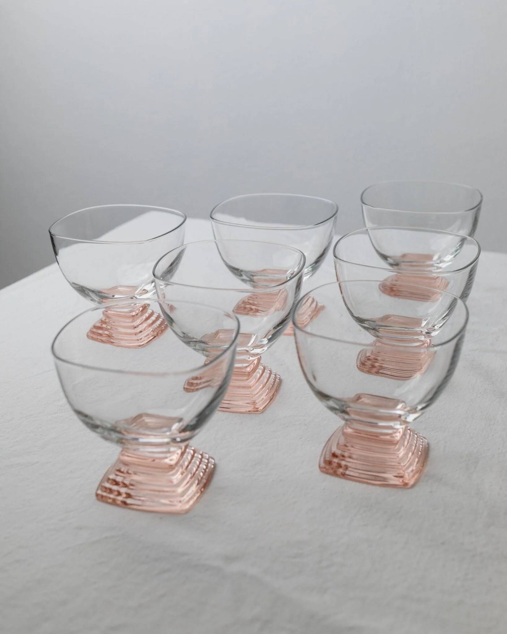 7 Retro Murano Glass Drinking Glasses - Pink, Peach & Clear Glass, 1970s Italy, Mid-Century Set