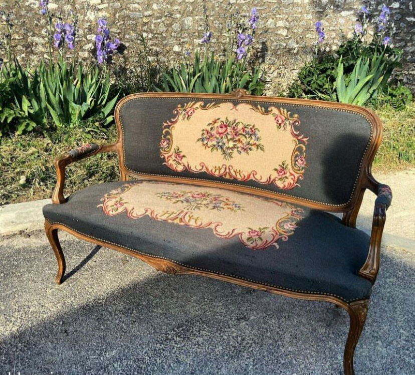 Louis XV style bench