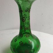 Vase en verre soufflé vert début XXème